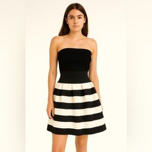 Girls from Savoy for Anthropologie Black & White Striped Skirt | Size M/L